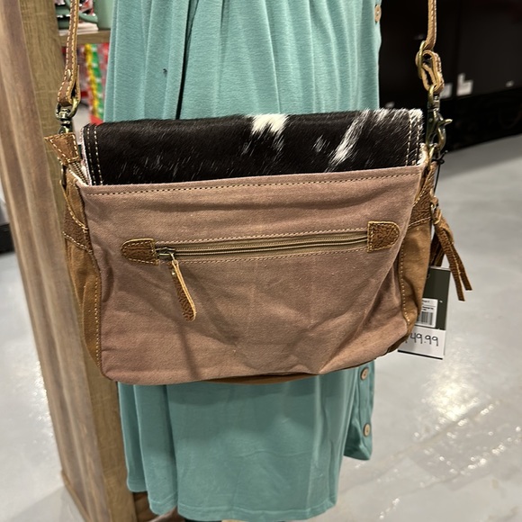 PEARL FUSION MESSENGER BAG CROSS BODY - Picture 2 of 2